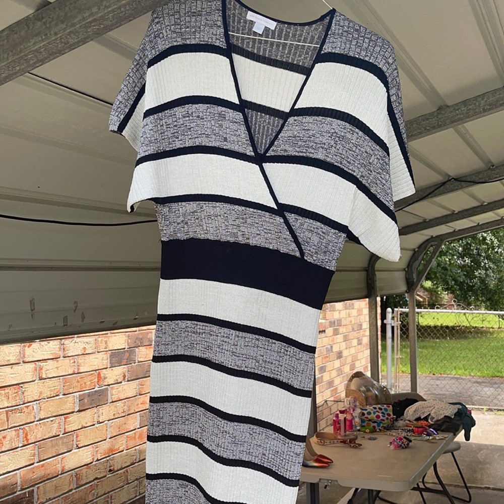 Brand new dress never worn it